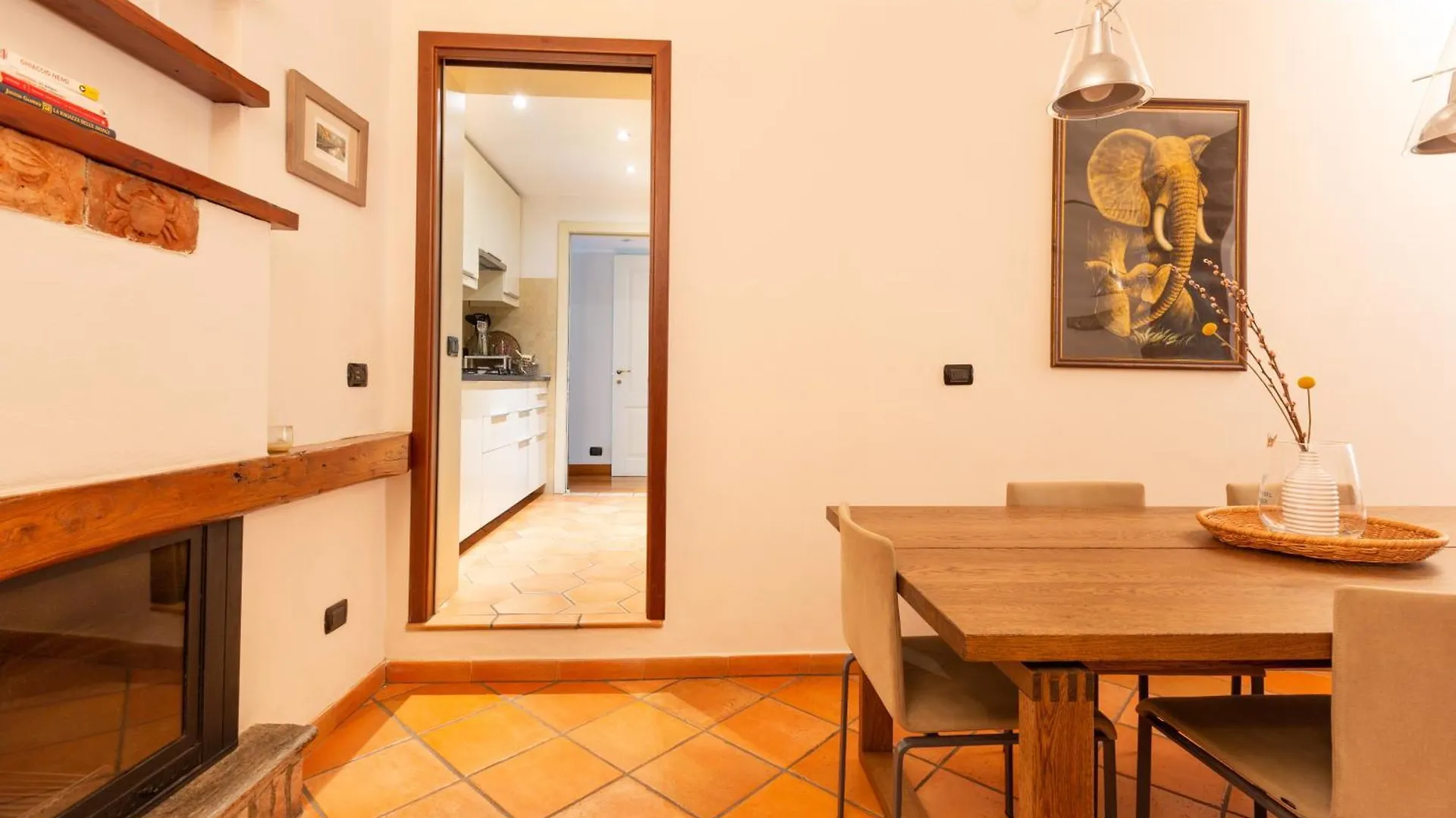 Cosy Two Bedroom Apartment Close To Navigli Milan