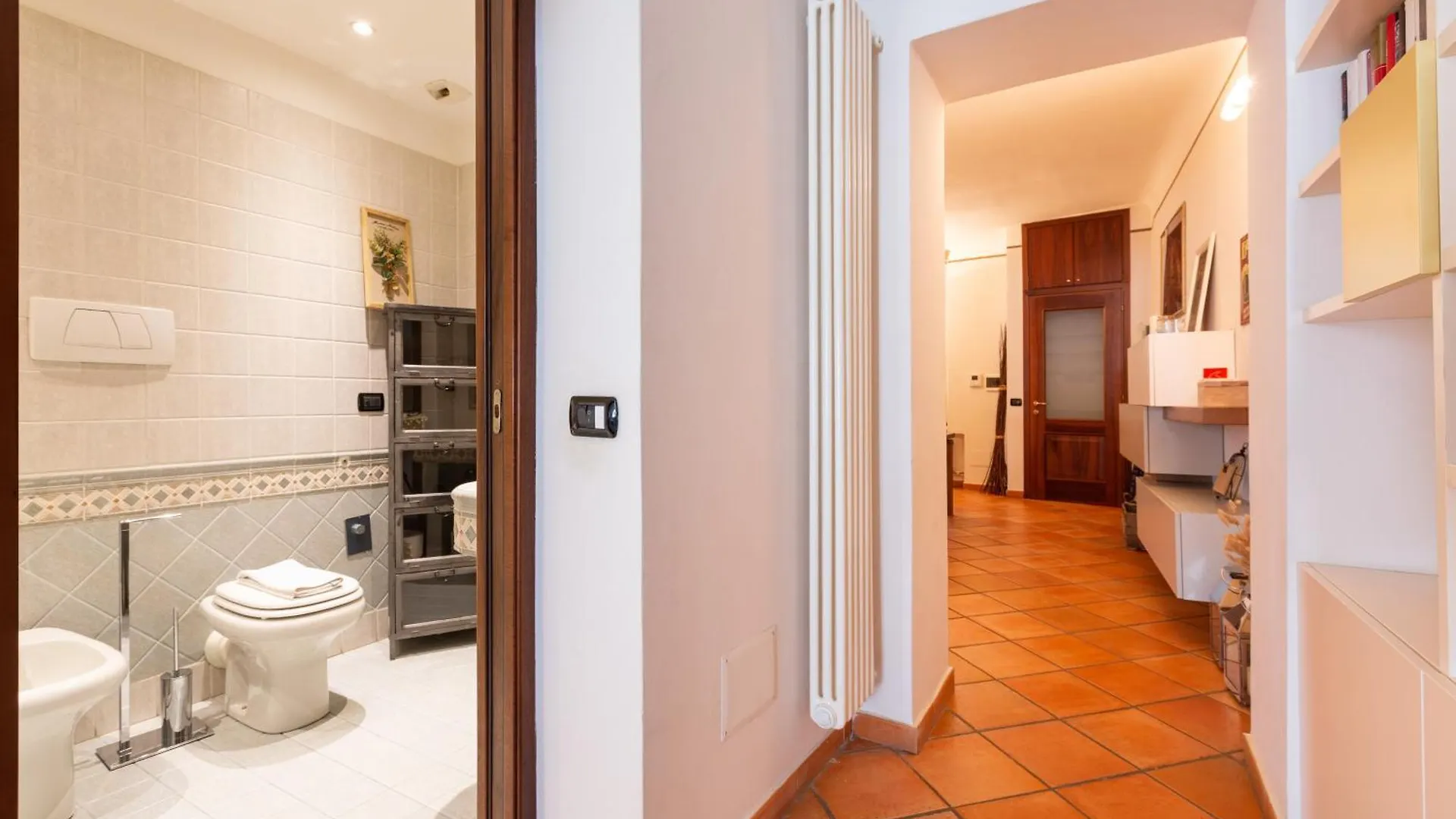 Cosy Two Bedroom Apartment Close To Navigli Milan